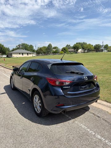 2018 Mazda MAZDA3 i Sport MT 5-Door