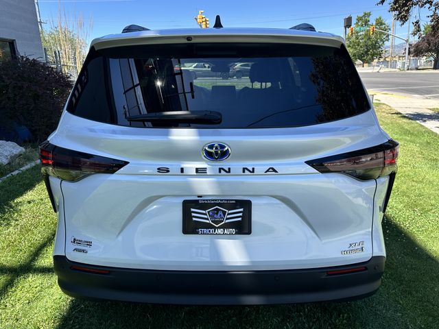 2024 Toyota Sienna XLE 7-Passenger AWD