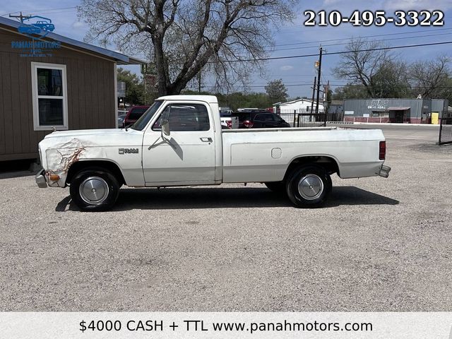 1984 Dodge RAM 100 D100 CUSTOM