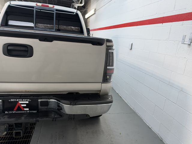 2007 Chevrolet Silverado 1500 1500 Work Truck Ext. Cab Long Box 4WD
