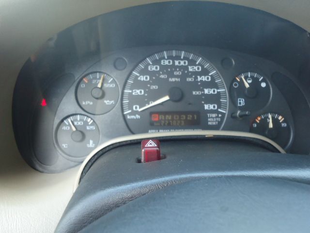 2005 GMC Safari Passenger Van