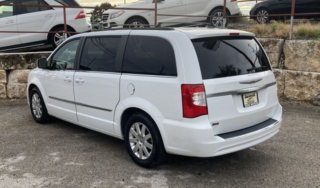 2014 Chrysler Town & Country Touring