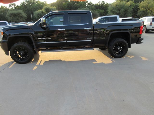 2017 GMC Sierra 3500HD Denali Crew Cab 4WD