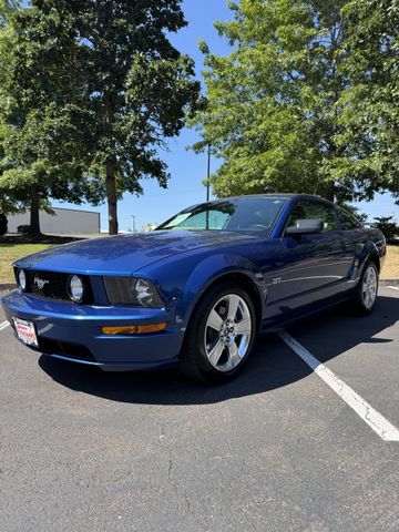 2006 Ford Mustang GT Premium Coupe