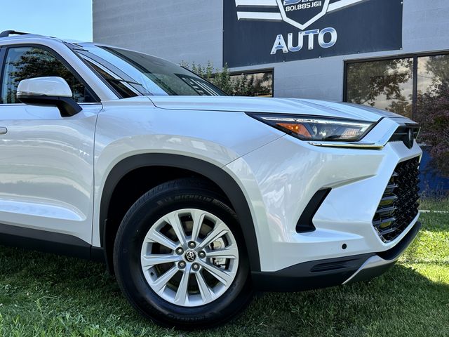 2026 Toyota Grand Highlander Hybrid XLE AWD