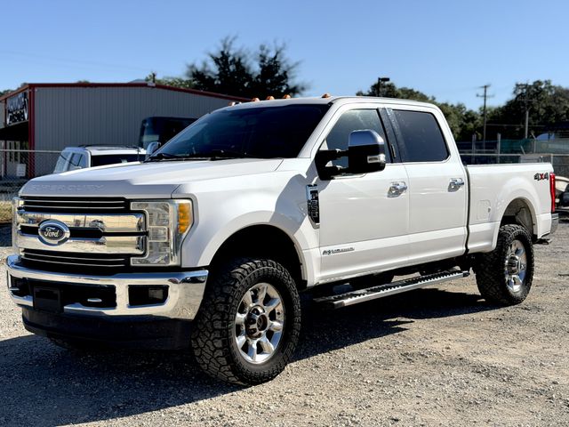 2017 Ford F-350 SD Lariat Crew Cab 4WD