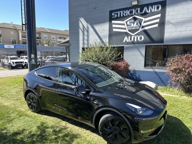 2025 Tesla Model Y Long Range Dual Motor