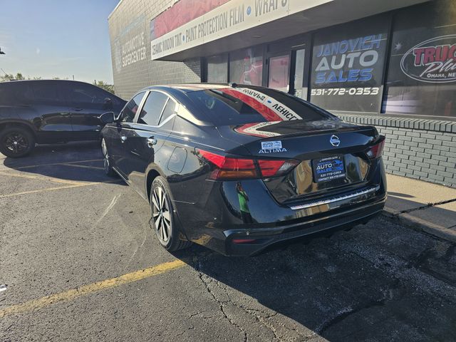 2022 Nissan Altima 2.5 SV
