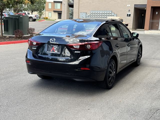 2018 Mazda MAZDA3 i Sport AT 4-Door