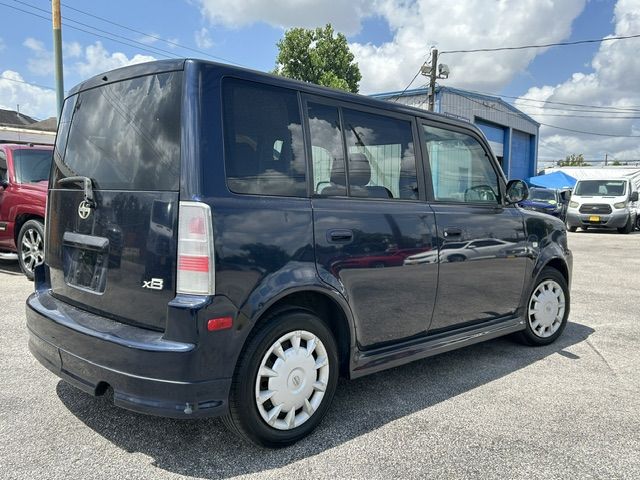 2014 Scion xB 5-Door Wagon 4-Spd AT