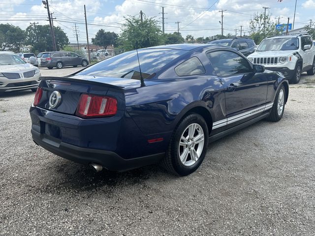 2011 Ford Mustang V6 Coupe