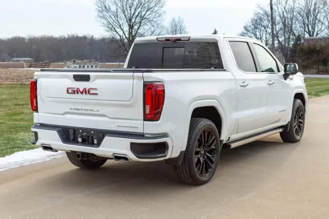 2020 GMC Sierra 1500 Denali Crew Cab Long Box 4WD