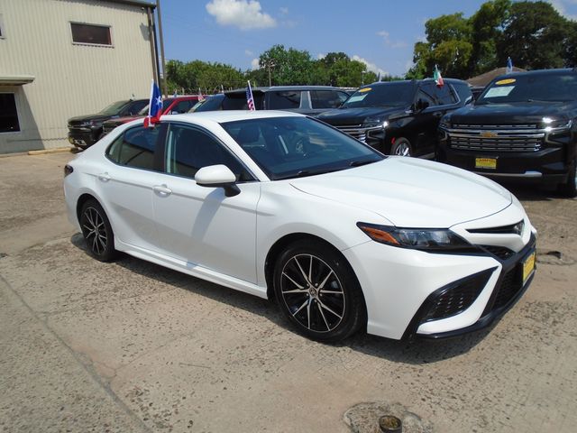 2021 Toyota Camry SE Nightshade Edition