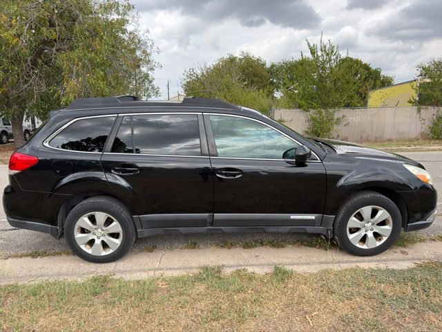 2010 Subaru Outback 2.5i Limited