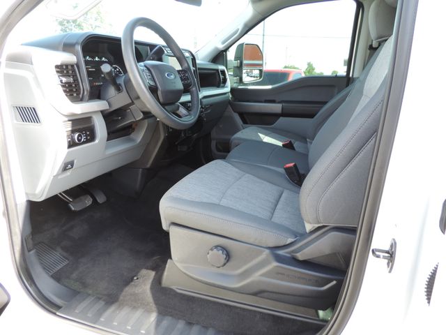 2023 Ford F-250 SD Crew Cab STX FX4 4WD