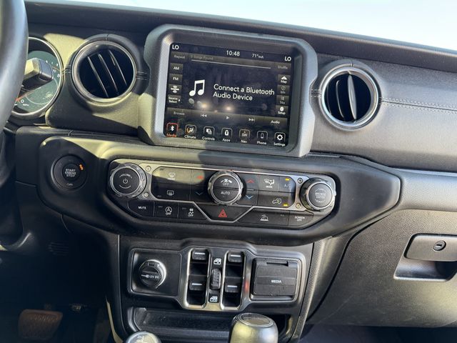 2021 Jeep Gladiator Overland