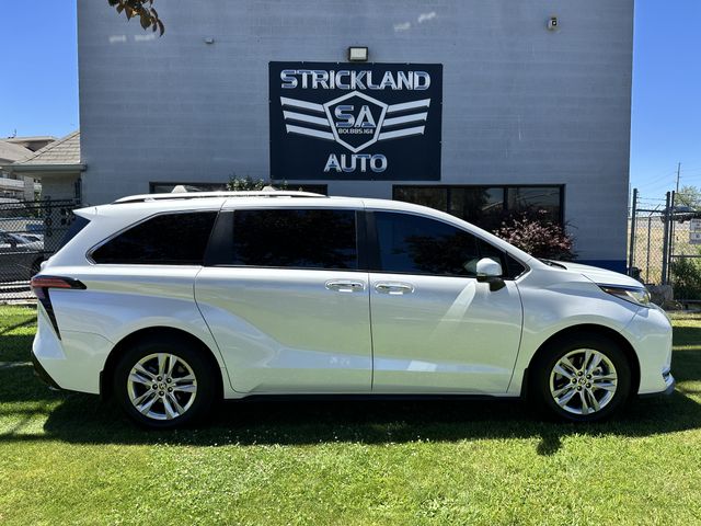 2025 Toyota Sienna Limited 7-Passenger
