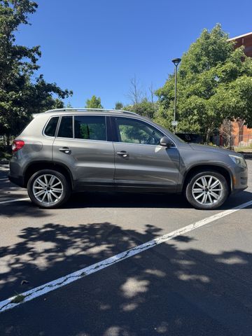2009 Volkswagen Tiguan SEL