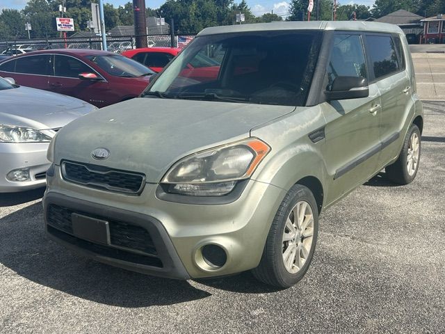 2013 Kia Soul +