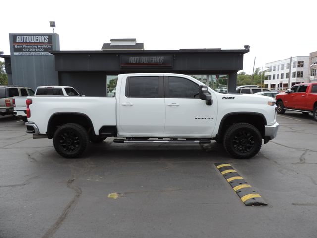 2023 Chevrolet Silverado 2500HD Crew Cab LT Z71