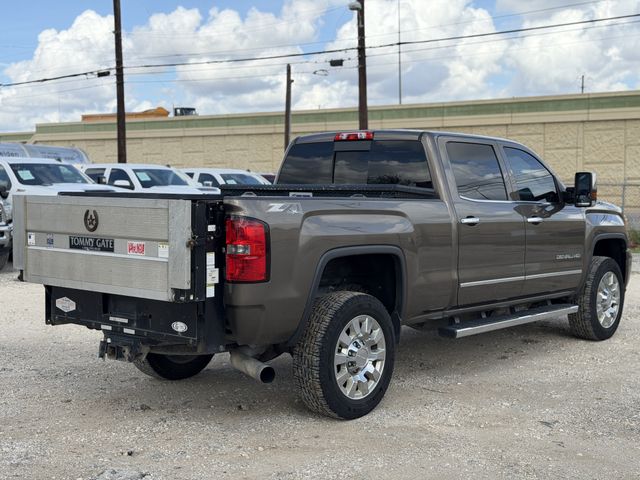 2015 GMC Sierra 2500HD Denali Crew Cab 4WD