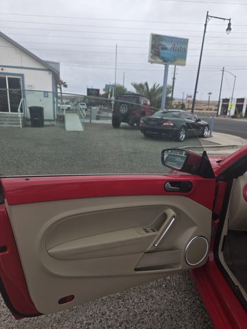 2014 Volkswagen Beetle 2.5L Convertible