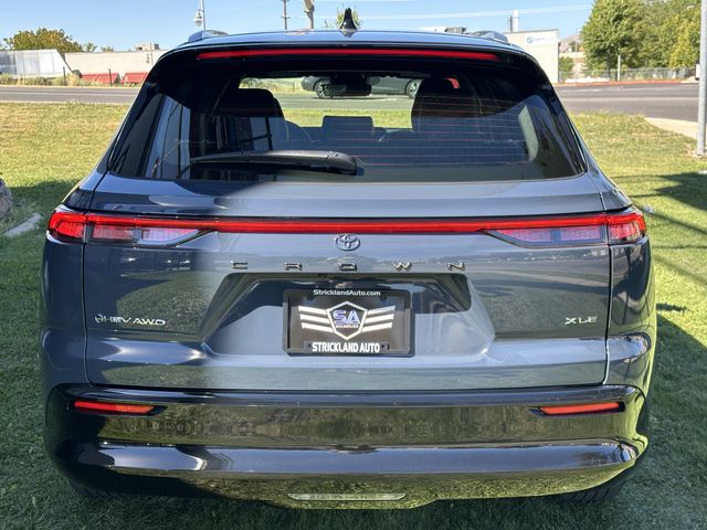 2025 Toyota Crown Signia Limited