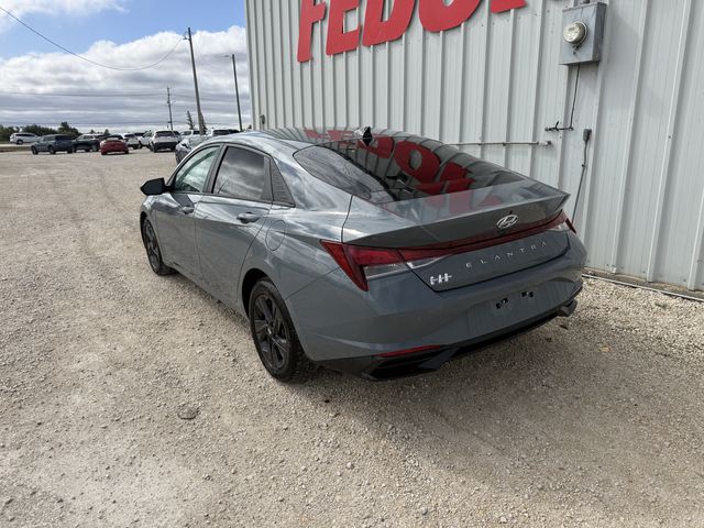 2022 Hyundai Elantra