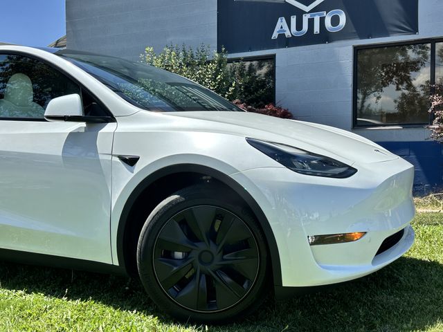 2025 Tesla Model Y Long Range AWD
