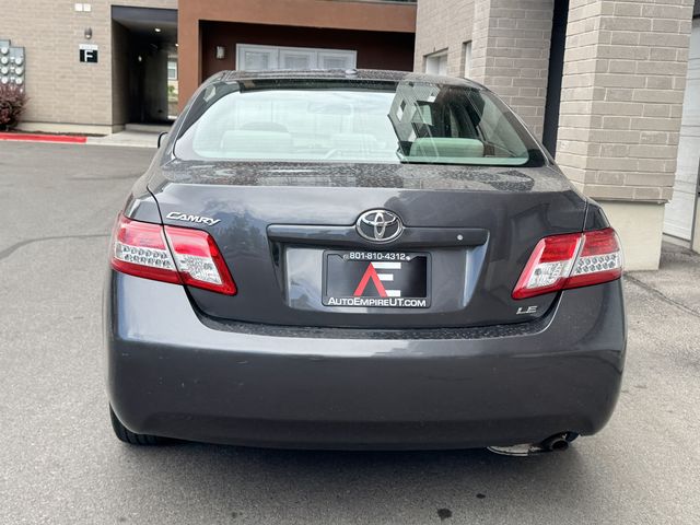 2011 Toyota Camry Base 6-Spd AT