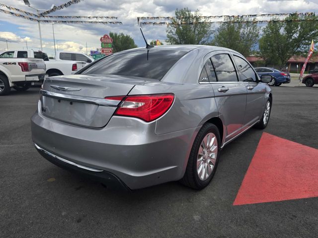2014 Chrysler 200 LX