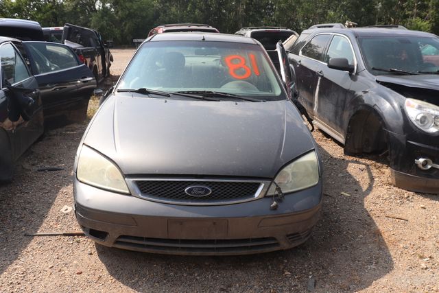 2005 Ford Focus ZX4 SES