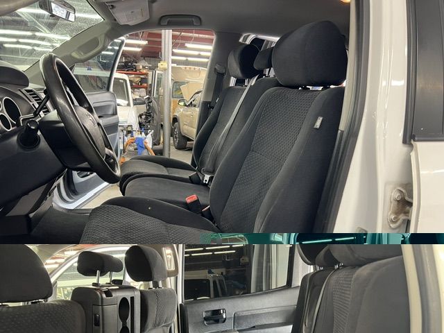 2011 Toyota Tundra Tundra-Grade CrewMax 5.7L 4WD