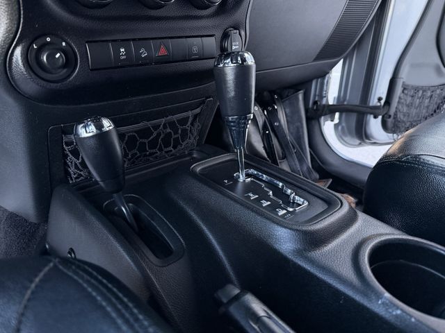 2017 Jeep Wrangler Unlimited Sahara 4WD