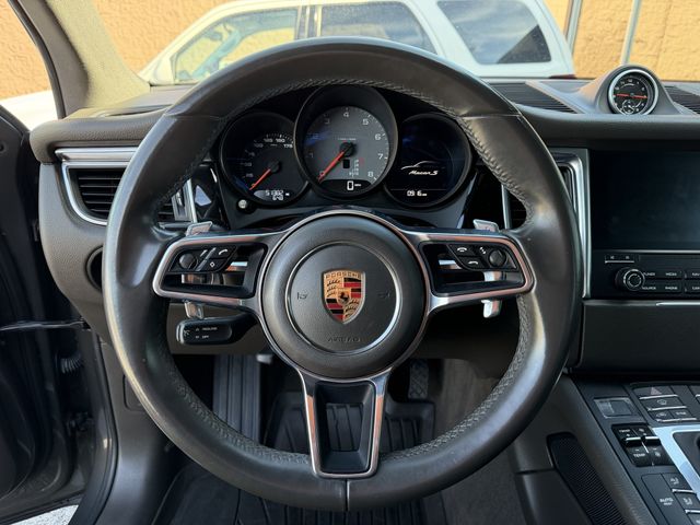 2017 Porsche Macan S