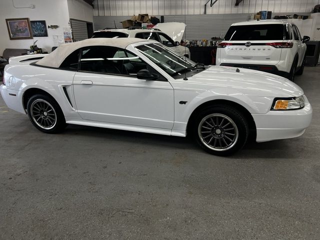 2000 Ford Mustang GT Convertible