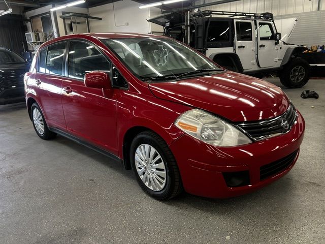 2011 Nissan Versa 1.8 S Hatchback