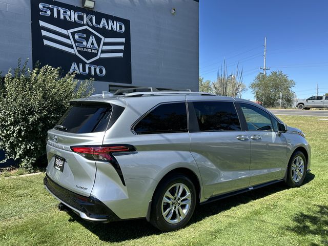 2025 Toyota Sienna Platinum 7-Passenger AWD