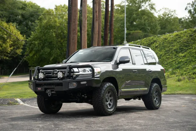 2021 Toyota Land Cruiser 4WD