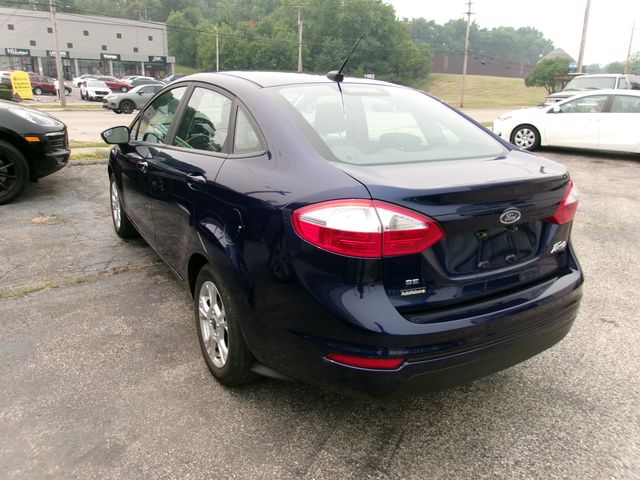 2016 Ford Fiesta SE Sedan
