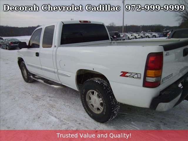 2002 GMC Sierra 1500 SLE Ext. Cab Long Bed 4WD