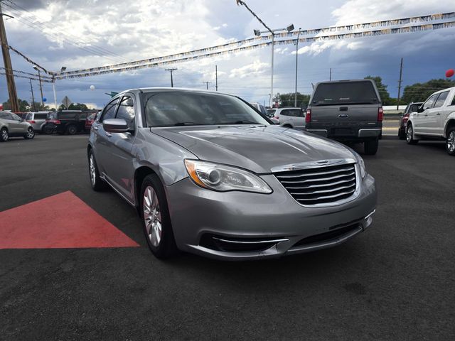 2014 Chrysler 200 LX