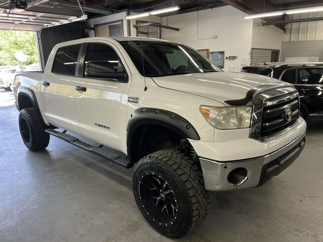 2011 Toyota Tundra Tundra-Grade CrewMax 5.7L 4WD