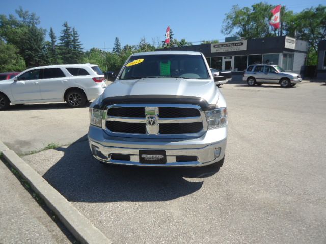 2015 RAM 1500 SLT Crew Cab SWB 4WD