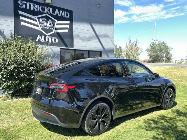 2025 Tesla Model Y Long Range Dual Motor
