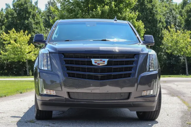 2018 Cadillac Escalade Premium 2WD