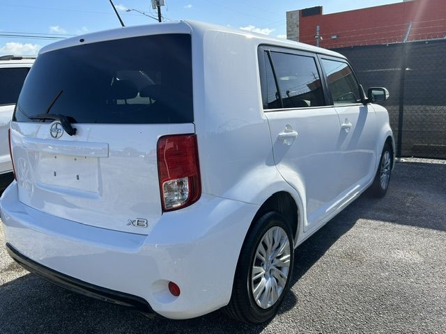 2014 Scion xB 5-Door Wagon 4-Spd AT