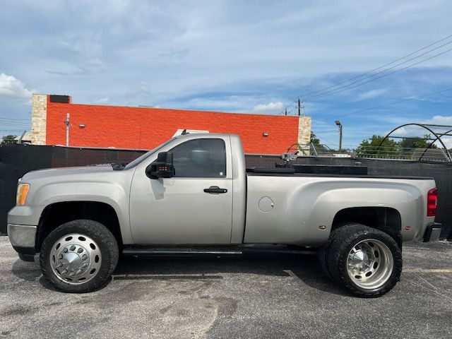 2007 GMC Sierra 2500HD Work Truck 2WD