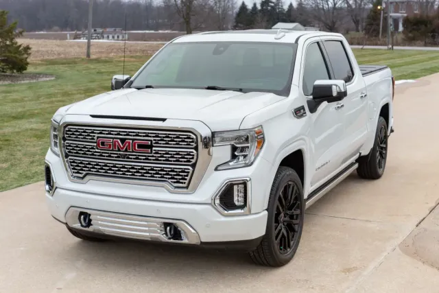 2020 GMC Sierra 1500 Denali Crew Cab Long Box 4WD