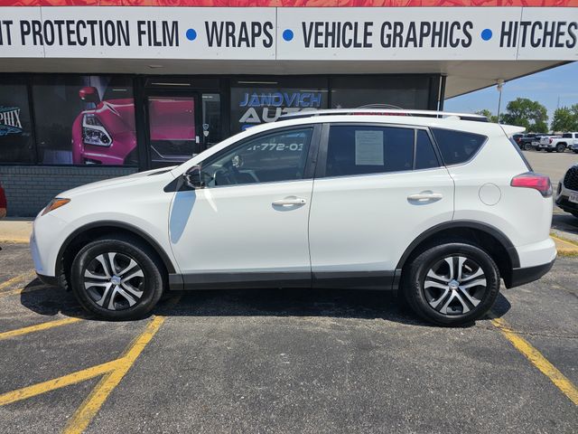2017 Toyota RAV4 LE FWD